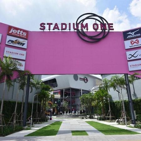 Siam Stadium Hostel Bangkok Ngoại thất bức ảnh
