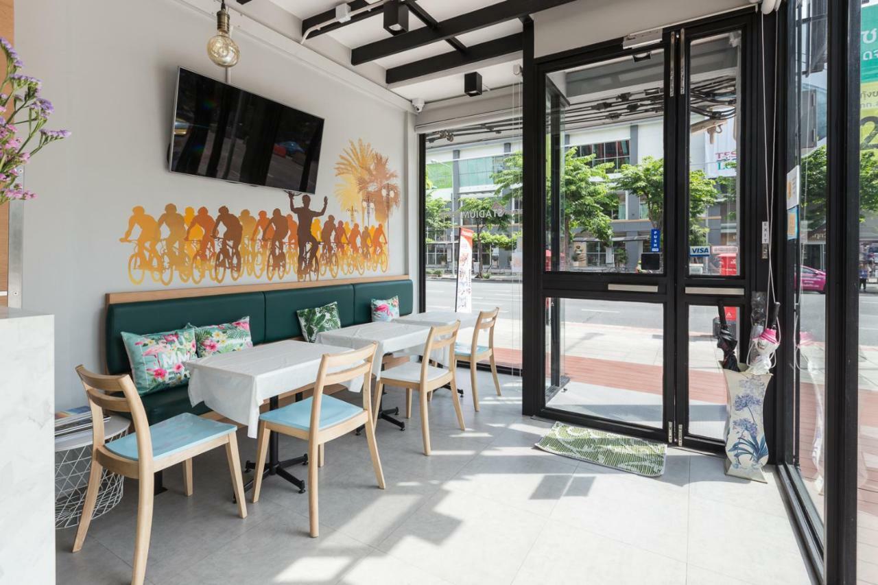 Siam Stadium Hostel Bangkok Ngoại thất bức ảnh