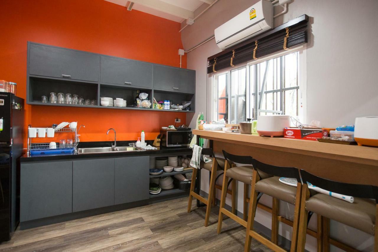 Siam Stadium Hostel Bangkok Ngoại thất bức ảnh