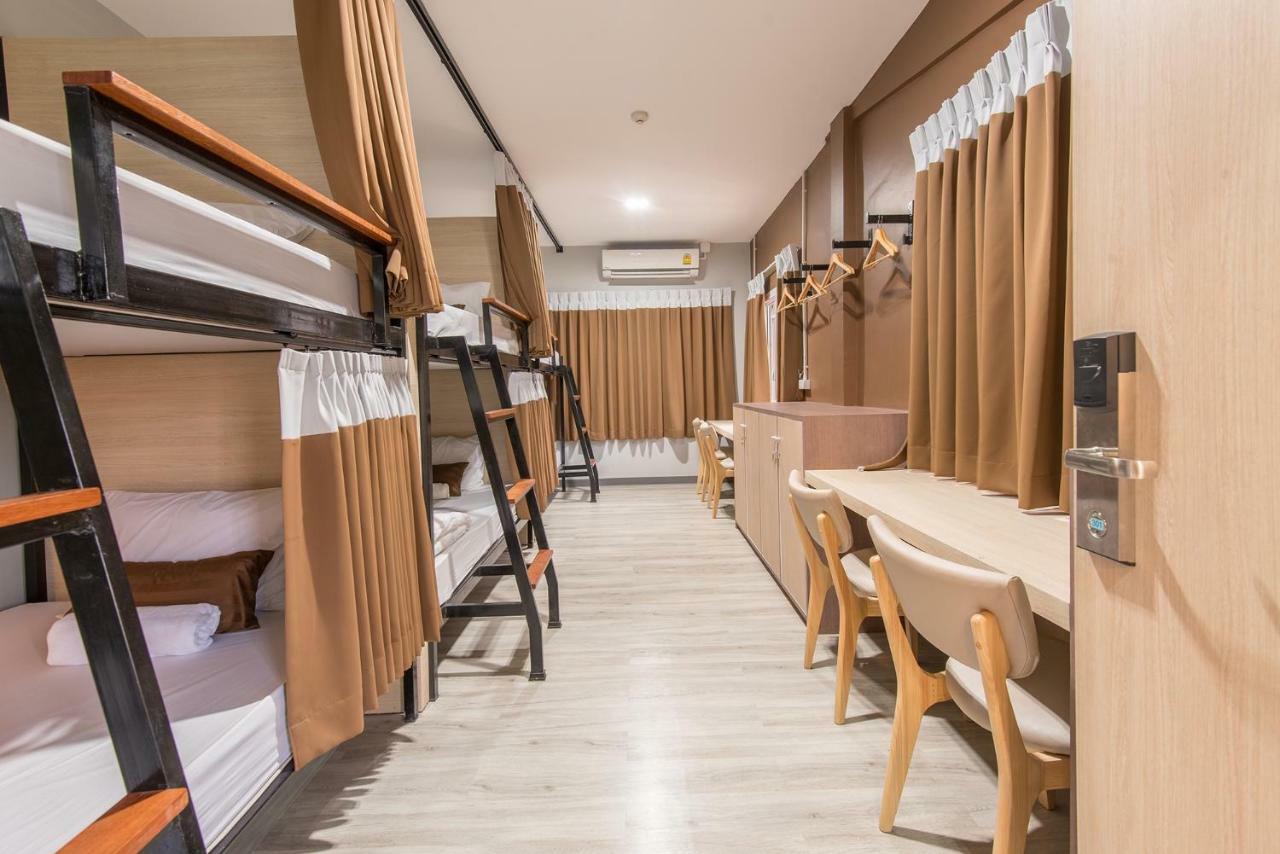 Siam Stadium Hostel Bangkok Ngoại thất bức ảnh