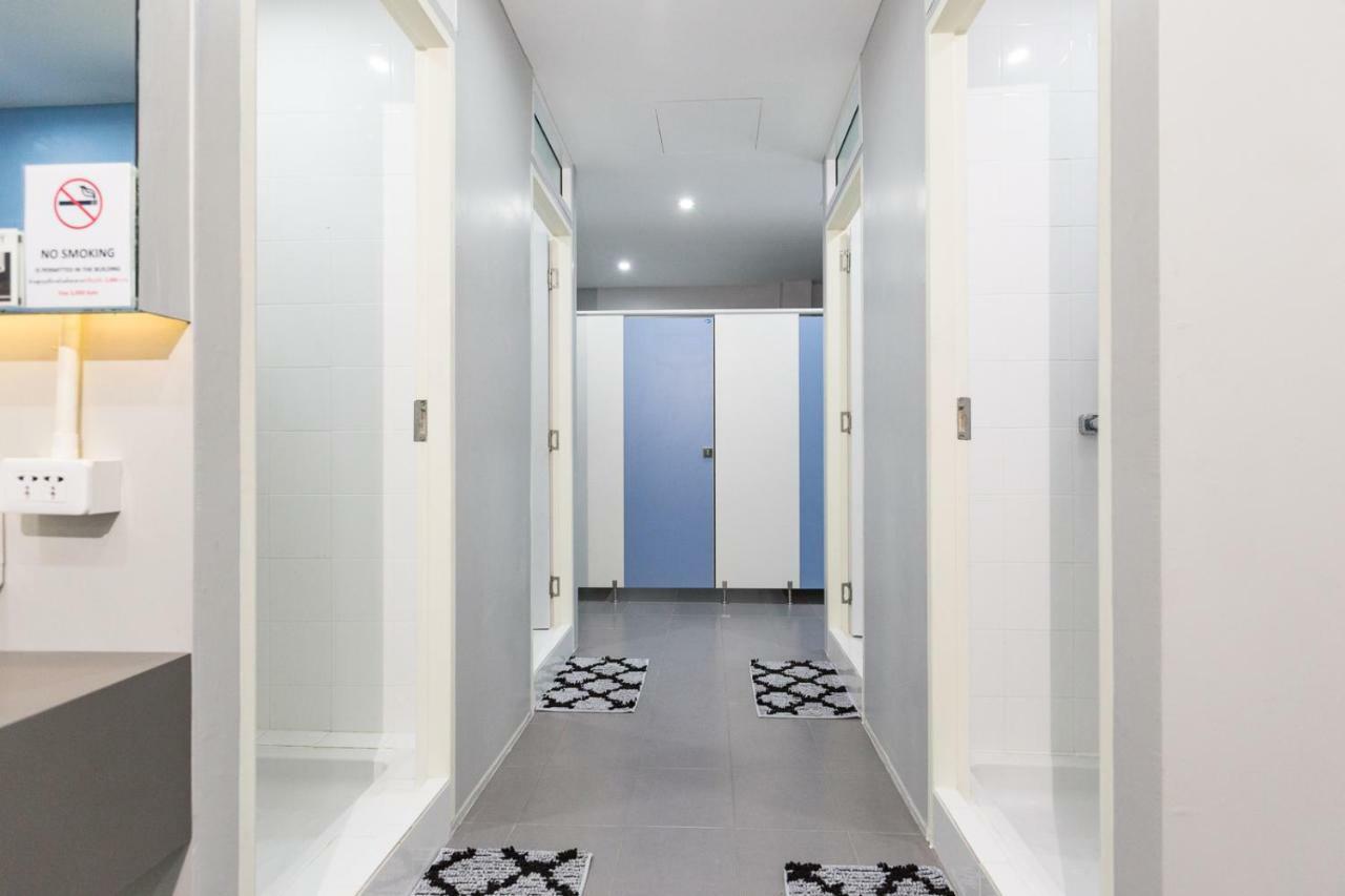Siam Stadium Hostel Bangkok Ngoại thất bức ảnh